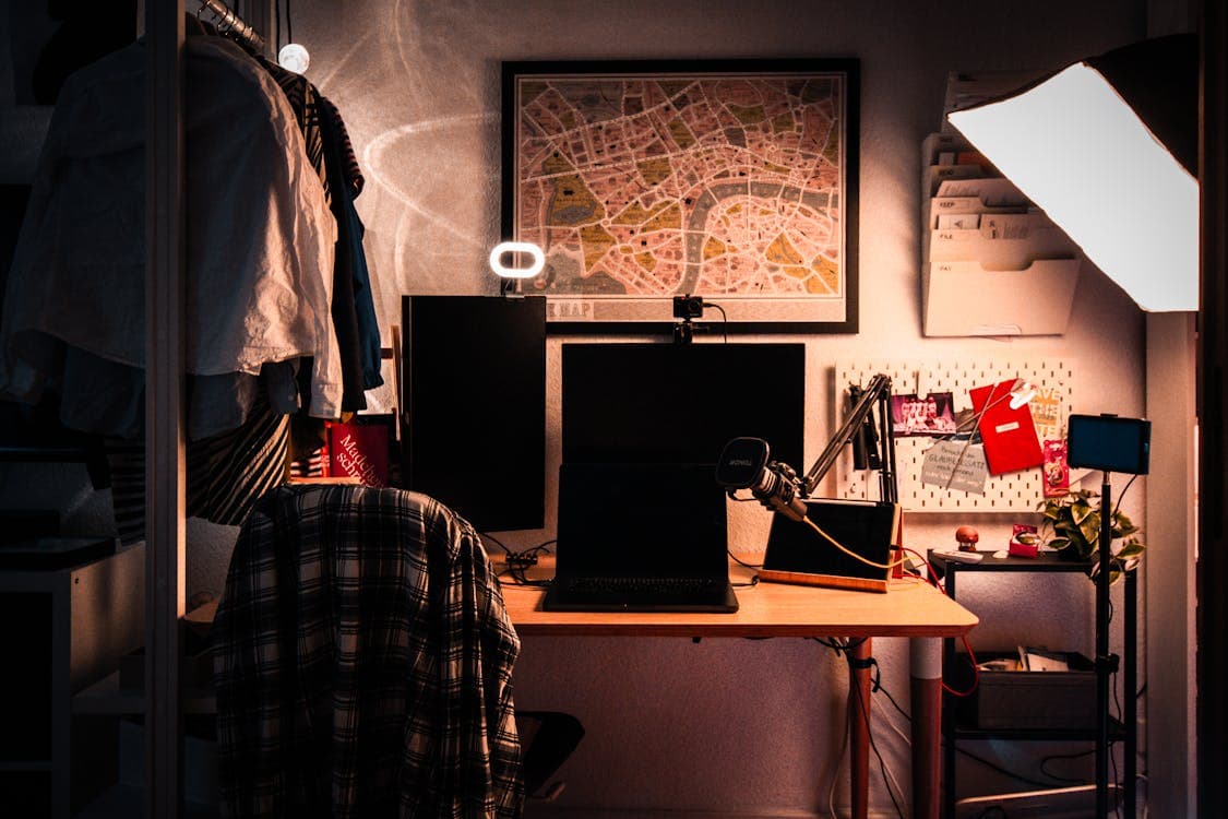 Best Standing Desks Under $500